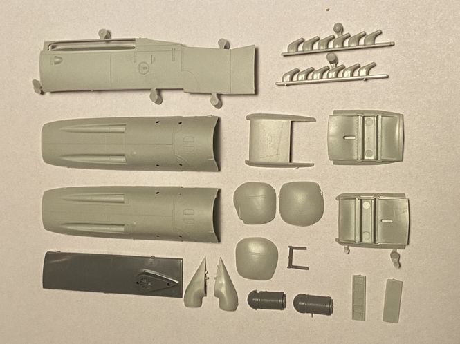Main Image Bf 109G-6 cowling parts